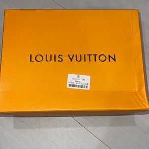 Louis Vuitton box